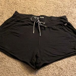 Lightly worn tommy sport shorts